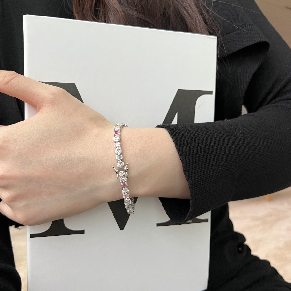 [Clara Jewels]Dazzling Radiant Multi Cut Daily Bracelet