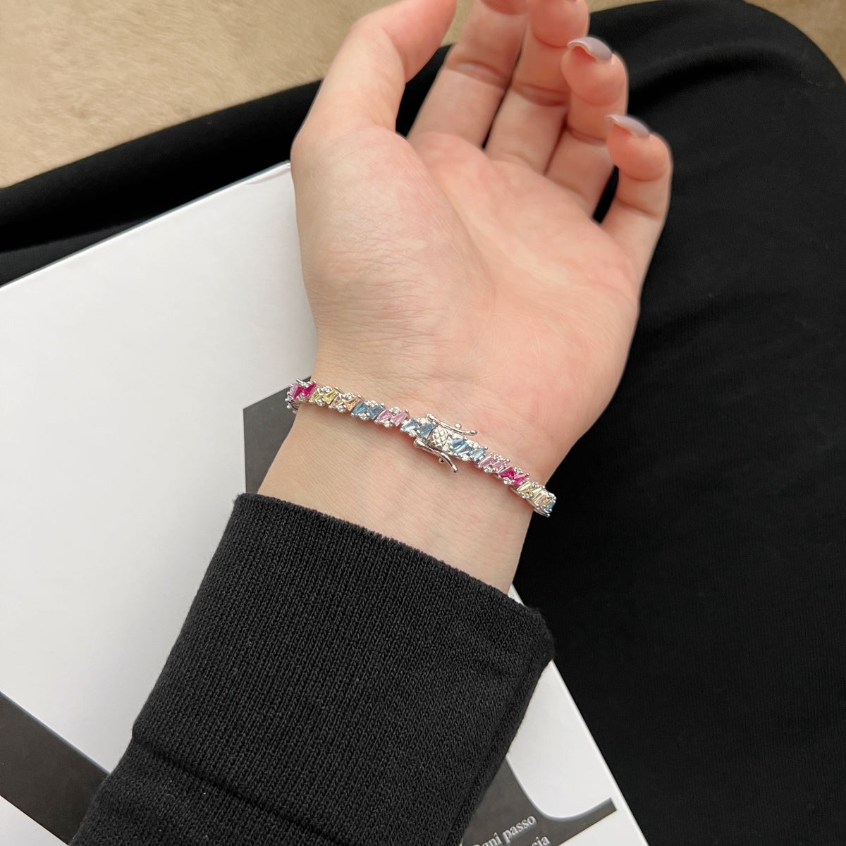 [Clara Jewels]Ornate Sparkling Multi Cut Party Bracelet
