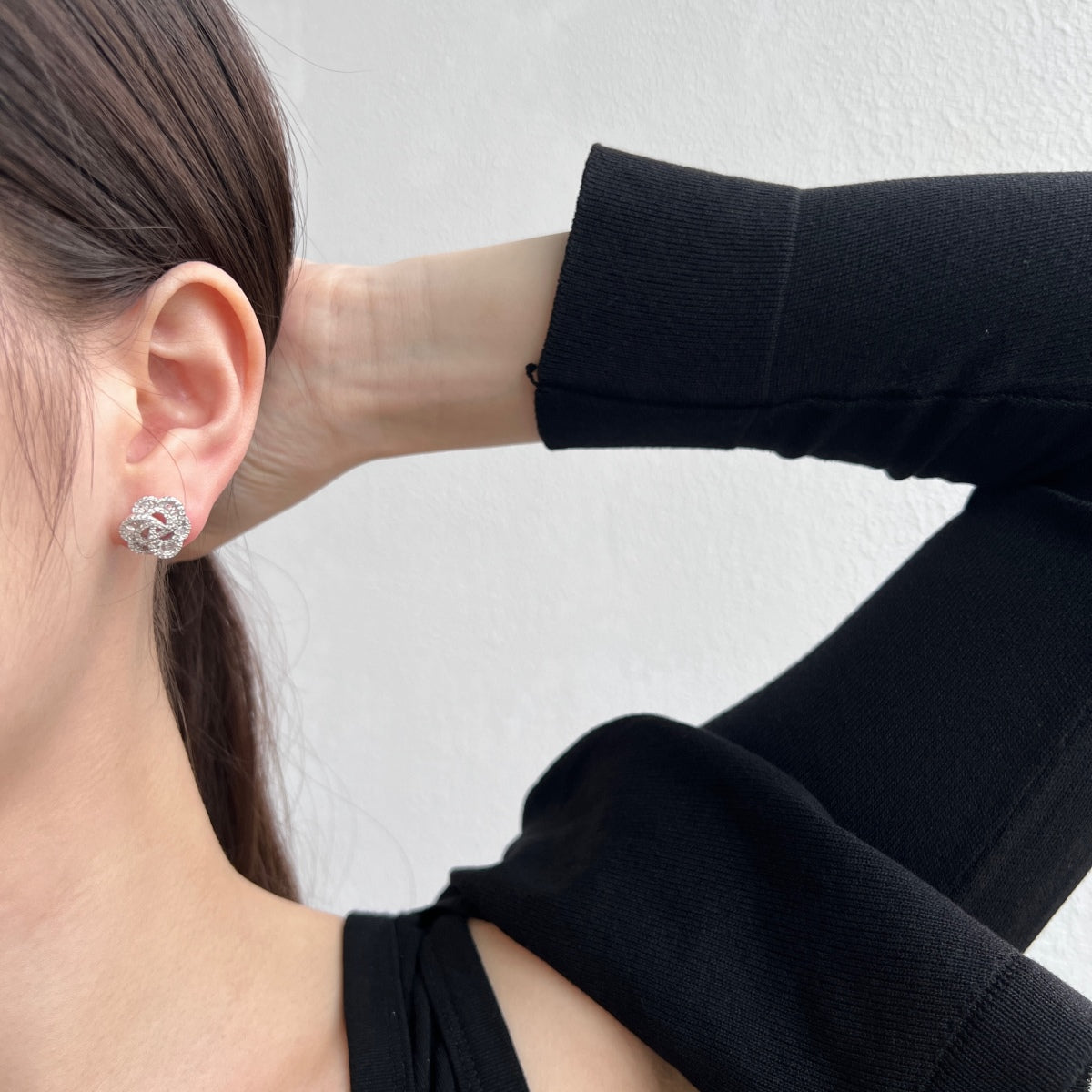 [Clara Jewels]Exquisite Flower Shape Daily Earrings
