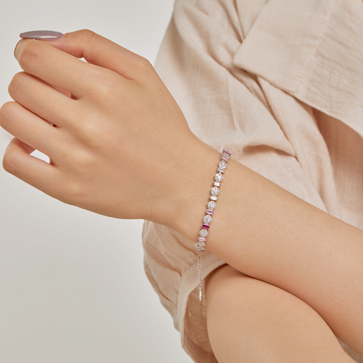 [Clara Jewels]Radiant Colorful Round Shape Daily Bracelet