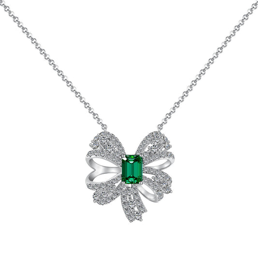 [Clara Jewels]Luxurious Flower Shape Emerald Cut Necklace