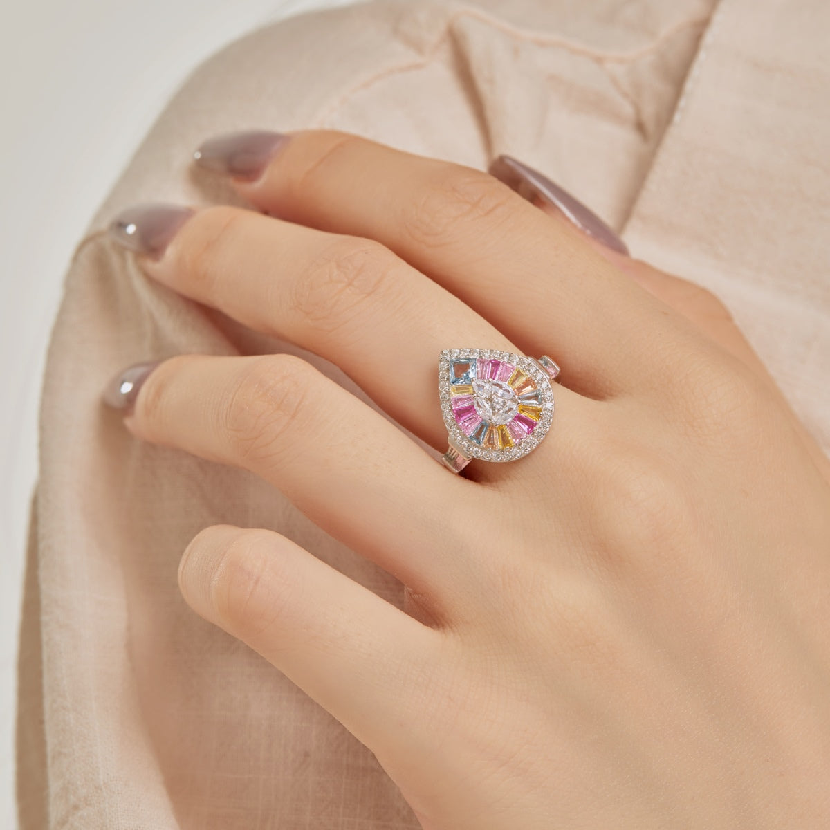 [Clara Jewels]Elegant Colorful Water Drop Shape Banquet Ring