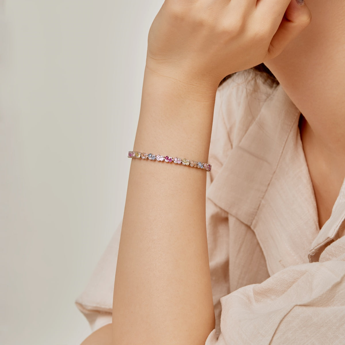 [Clara Jewels]Ornate Colorful Flower Shape Party Bracelet