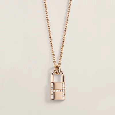 [Clara Jewels]HM ADVANCED NICHE LOCK HEAD NECKLACE DIAMONDS