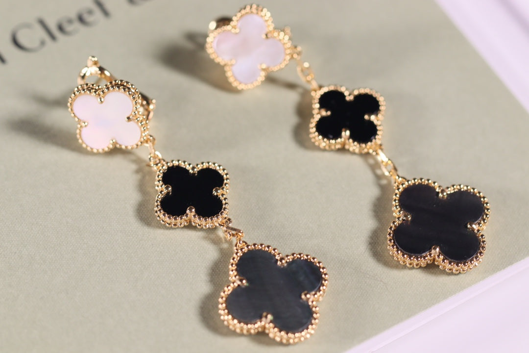 [Clara Jewels]CLOVER EARRINGS GOLD ONYX MOP 3 MOTIF