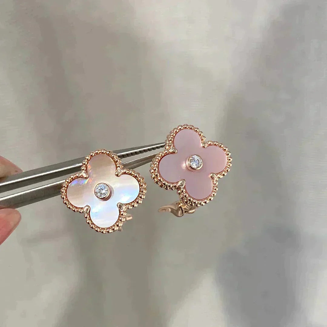 [Clara Jewels]CLOVER MEDIUM 1 MOTIFS  PINK MOP DIAMOND EARRINGS