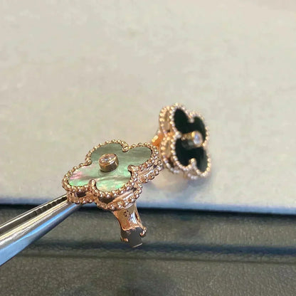 [Clara Jewels]CLOVER MEDIUM 1 MOTIFS GRAY MOP  DIAMOND EARRINGS