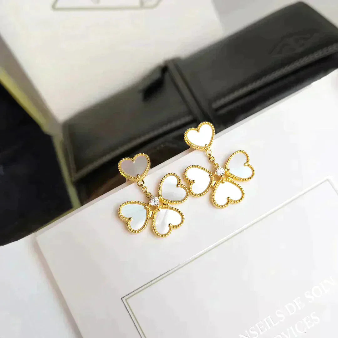[Clara Jewels]CLOVER SWEET WHITE MOP EARRINGS