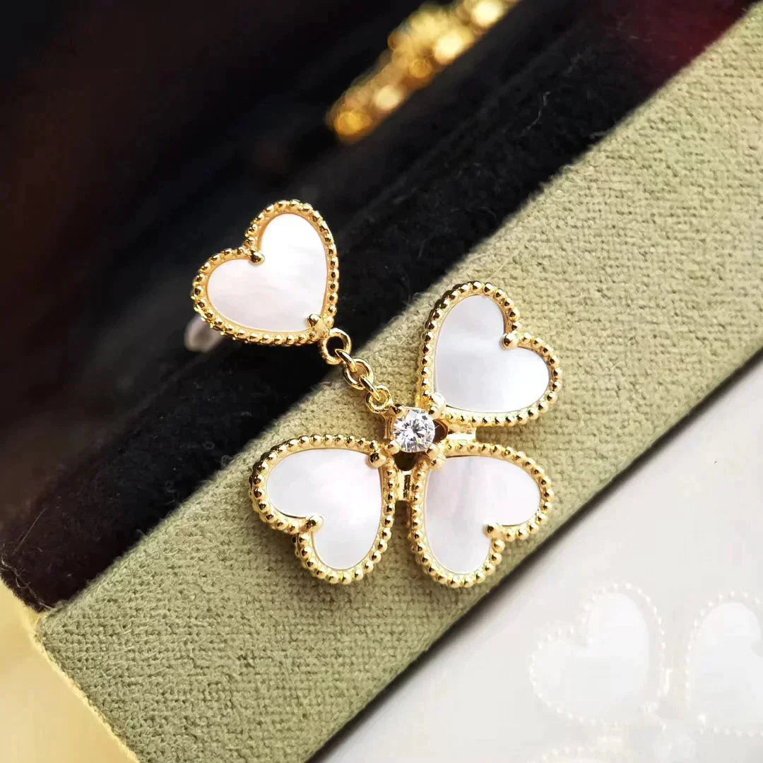 [Clara Jewels]CLOVER SWEET WHITE MOP EARRINGS