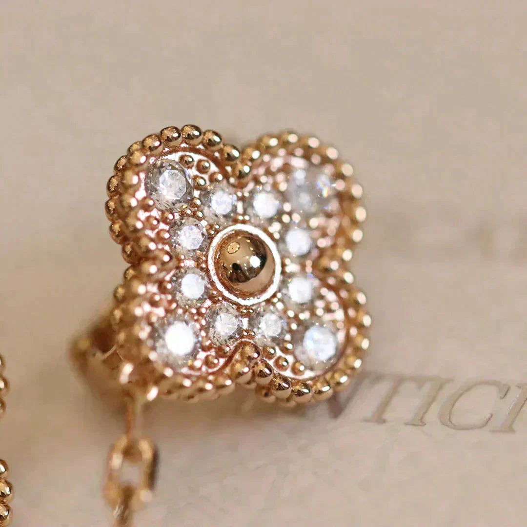 [Clara Jewels]CLOVER MEDIUM 1 MOTIFS FUll DIAMOND EARRINGS