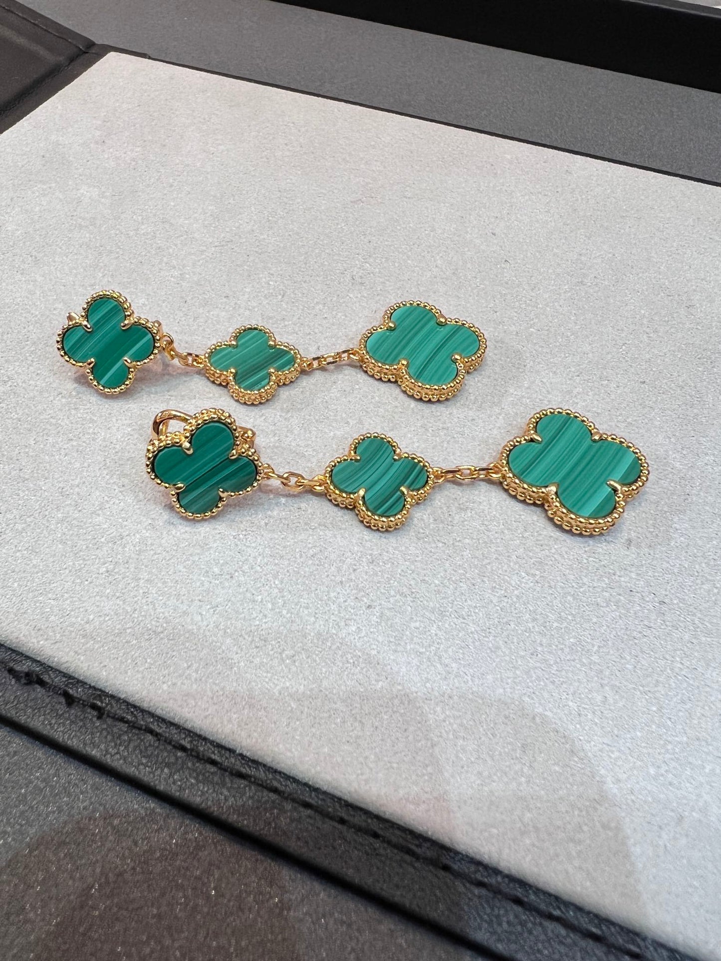 [Clara Jewels]CLOVER MALACHITE 3 MOTIFS GOLD