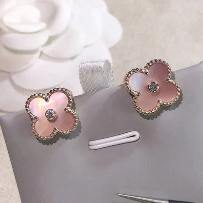 [Clara Jewels]CLOVER MEDIUM 1 MOTIFS  PINK MOP DIAMOND EARRINGS