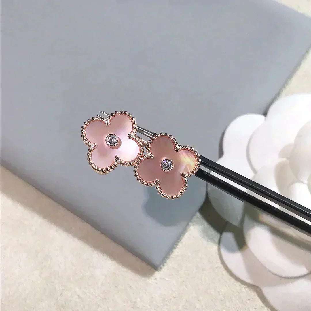 [Clara Jewels]CLOVER MEDIUM 1 MOTIFS  PINK MOP DIAMOND EARRINGS