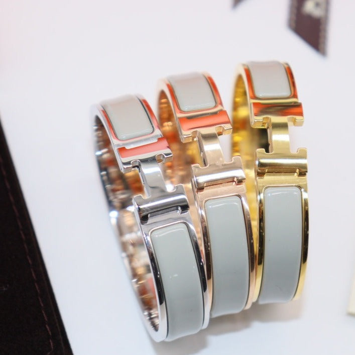 [Clara Jewels]H LIGHT BLUE BRACELET