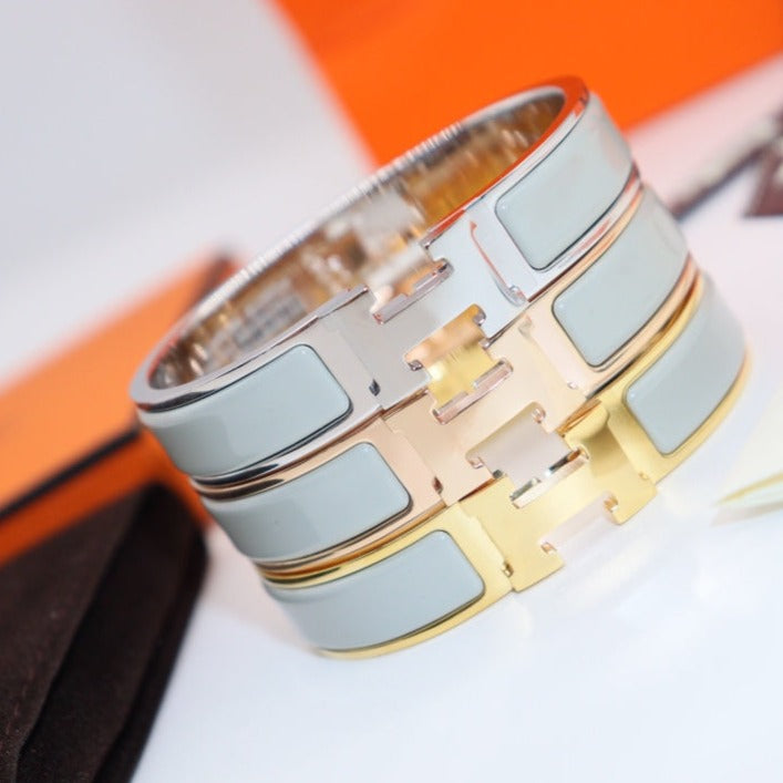 [Clara Jewels]H LIGHT BLUE BRACELET