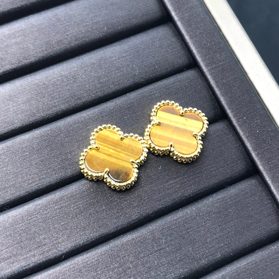 [Clara Jewels]CLOVER MEDIUM 1 MOTIFS TIGER EYE EARRINGS