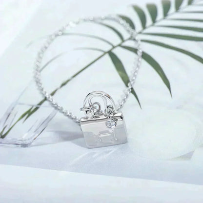 [Clara Jewels]AMULETTE PEDANT SILVER NECKLACE