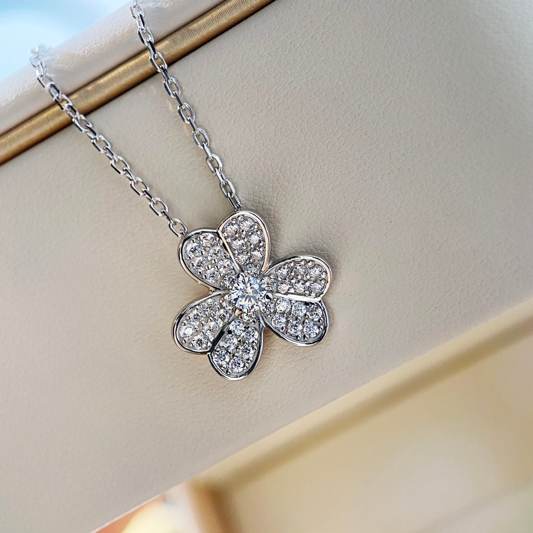 [Clara Jewels]CLOVER DIAMOND NECKLACE SILVER