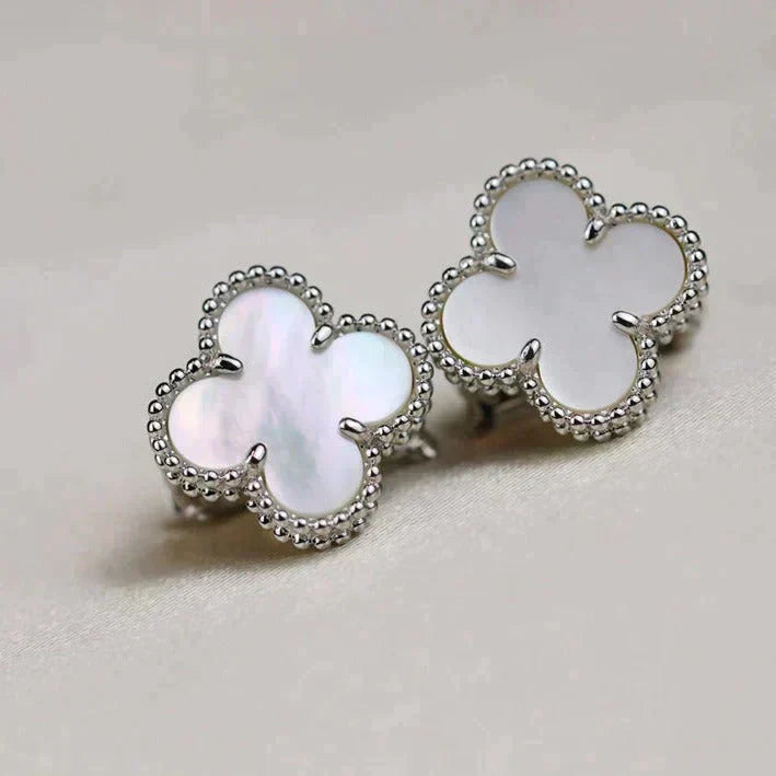 [Clara Jewels]CLOVER MEDIUM 1 MOTIFS  WHITE MOP EARRINGS SILVER