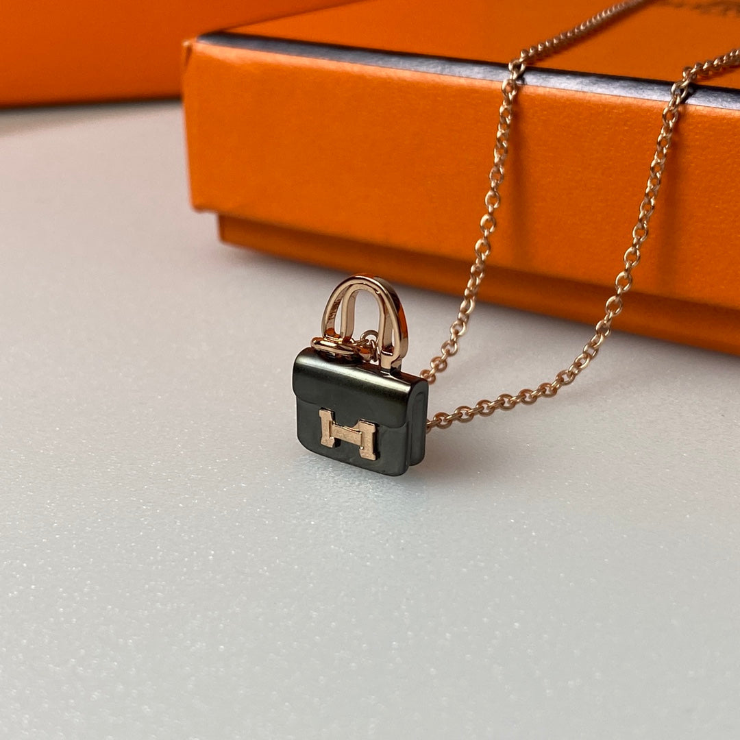 [Clara Jewels]CONSTANCE BLACK PEDANT PINK GOLD NECKLACE