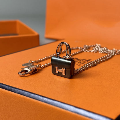 [Clara Jewels]CONSTANCE BLACK PEDANT PINK GOLD NECKLACE