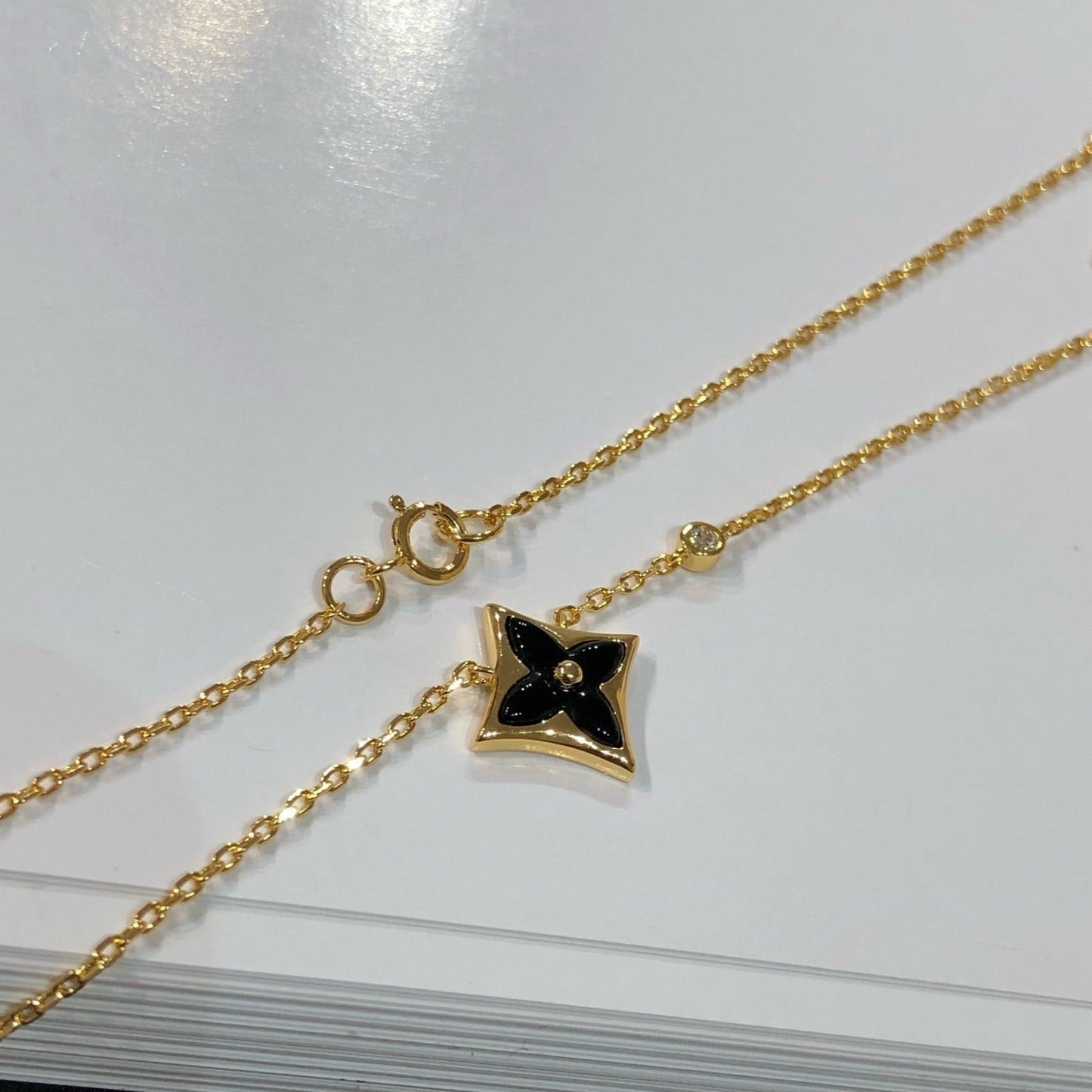 [Clara Jewels]STAR BLACK MOP NECKLACE