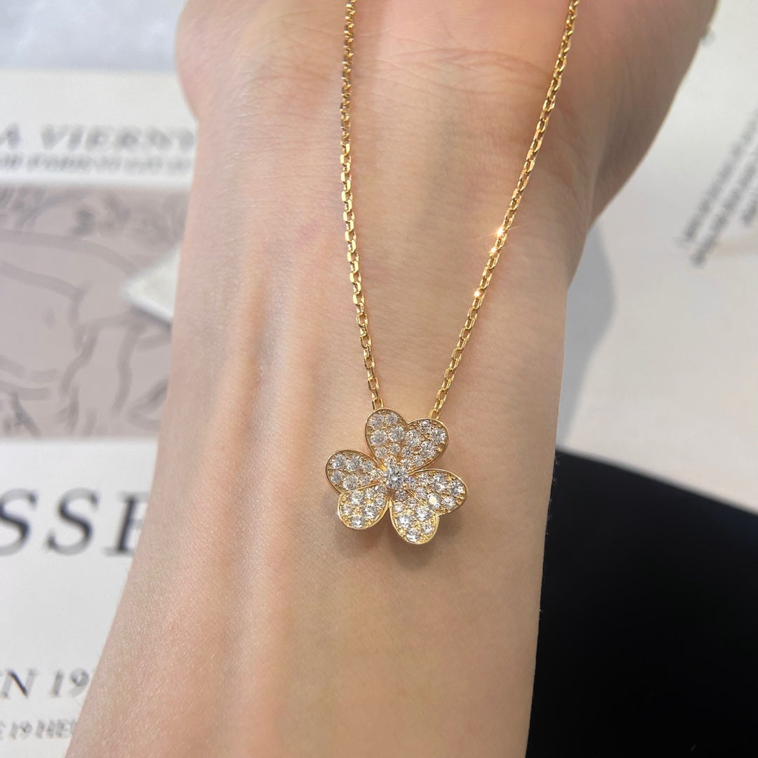 [Clara Jewels]FLOWER DIAMOND NECKLACE