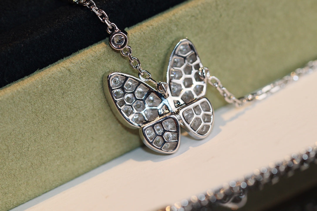 [Clara Jewels]BUTTERFLY DIAMOND NECKLACE