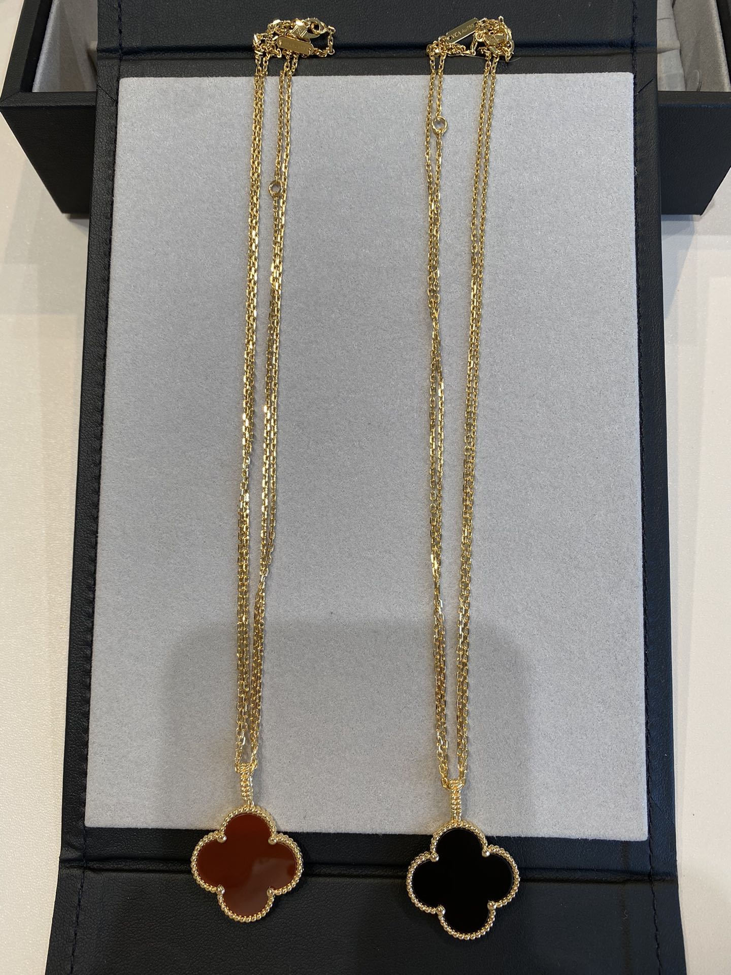 [Clara Jewels]CLOVER 25MM NECKLACE GOLD CARNELIAN