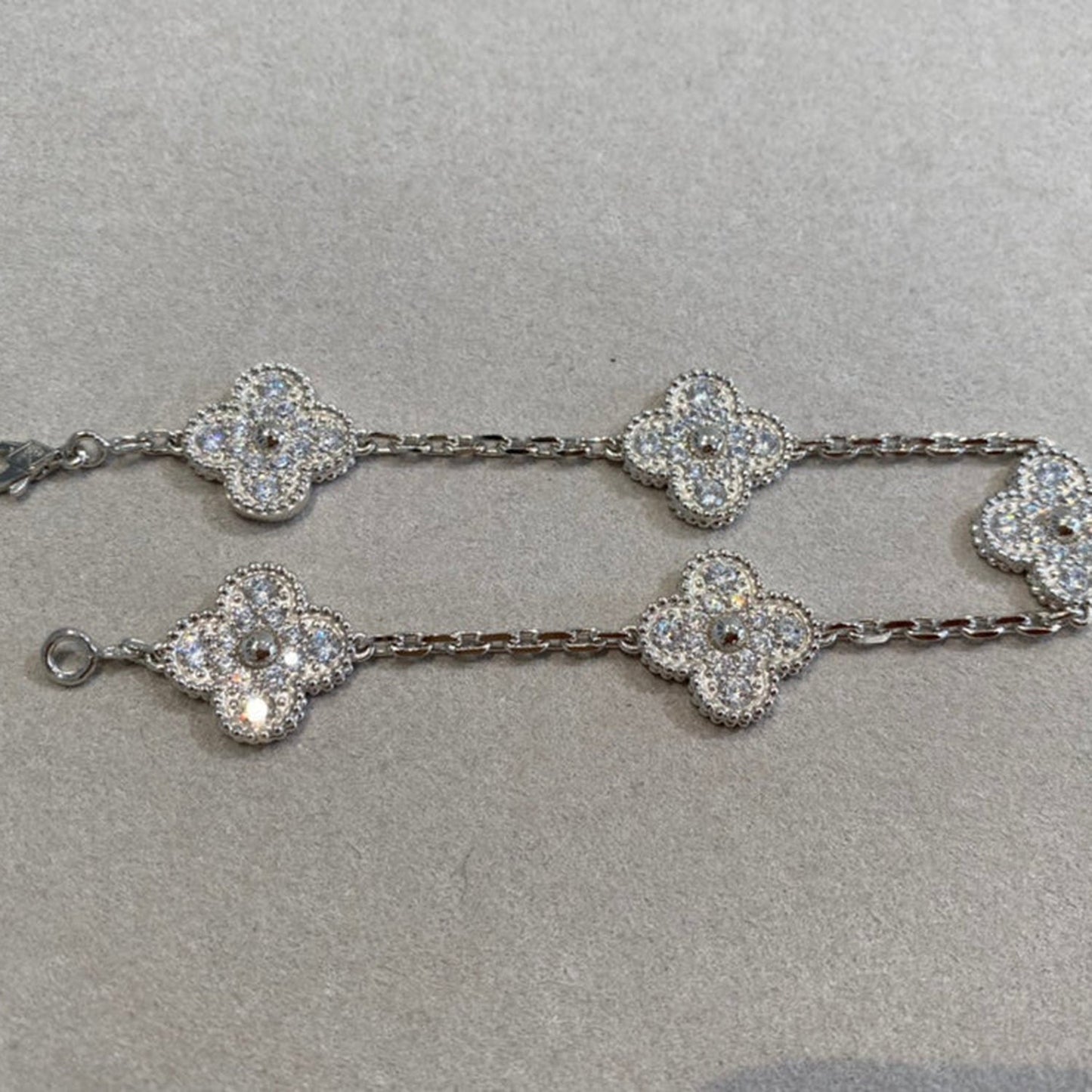 [Clara Jewels] CLOVER 5 MOTIF FULL DIAMOND BRACELET COLLECTION