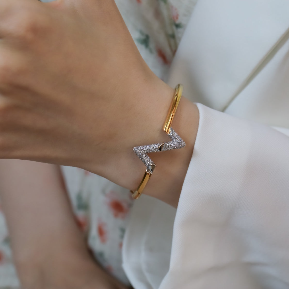 [Clara Jewels]VOLTE UPSITE DOWN GOLD DIAMOND BRACELET