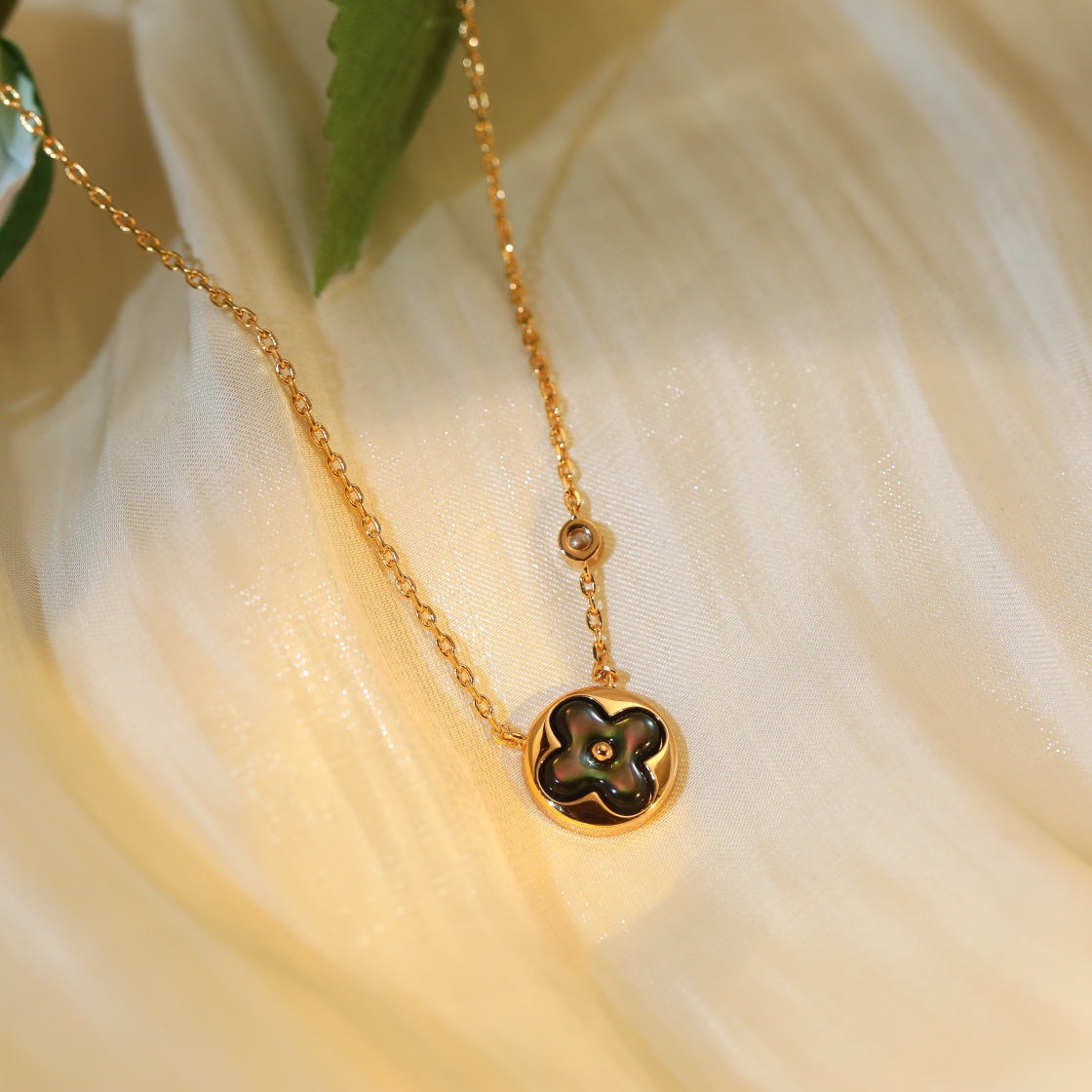 [Clara Jewels]SUN PEDANT PINK GOLD 1 DIAMOND NECKLACE