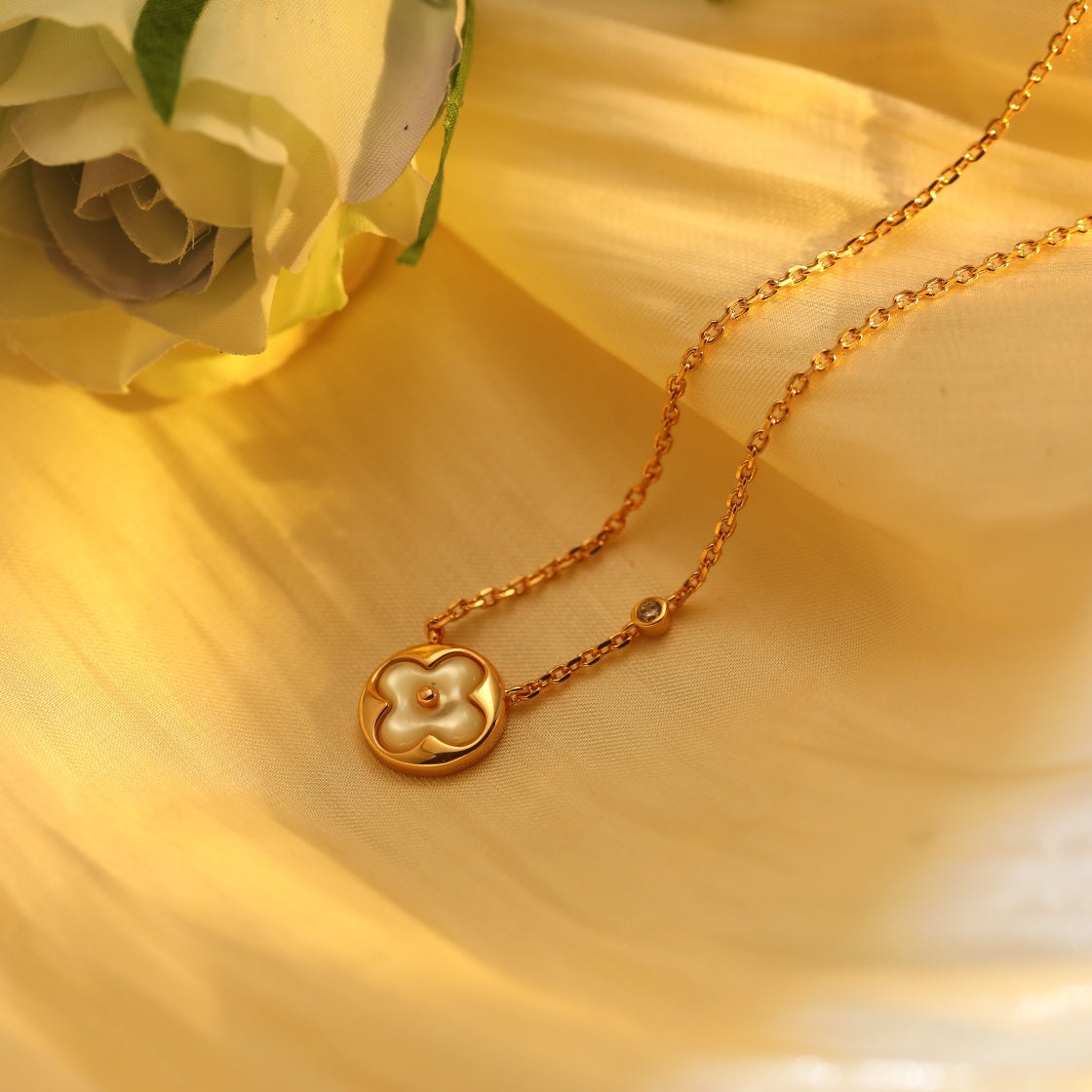 [Clara Jewels]SUN PEDANT PINK GOLD 1 DIAMOND NECKLACE