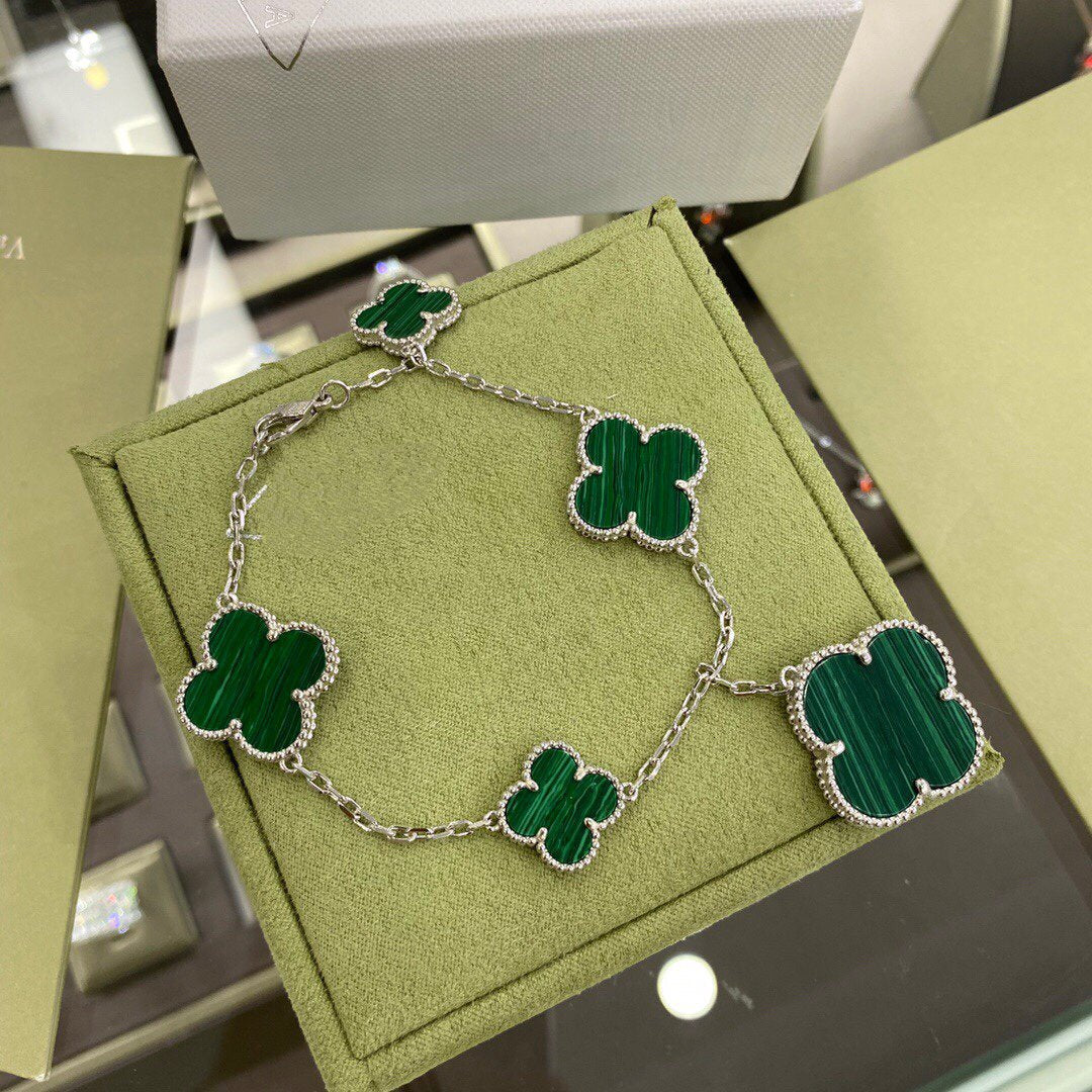 [Clara Jewels]CLOVER 5 MOTIFS SIVLER MALACHITE BRACELET