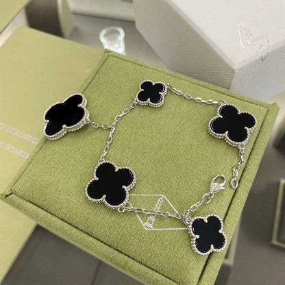 [Clara Jewels]CLOVER 5 MOTIFS SIVLER ONYX BRACELET