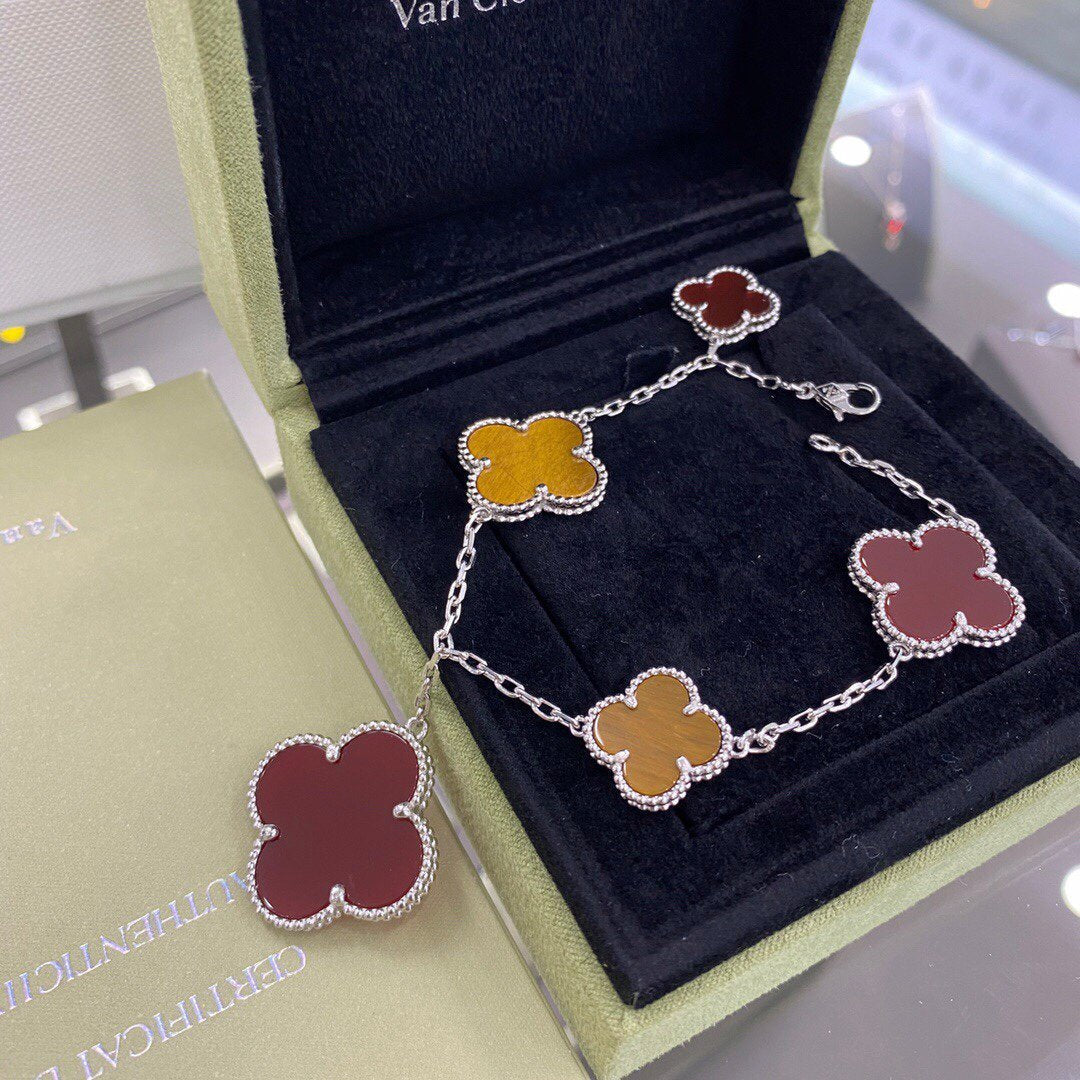 [Clara Jewels]CLOVER 5 MOTIFS SIVLER CARNELIAN TIGER EYE BRACELET