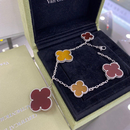 [Clara Jewels]CLOVER 5 MOTIFS SIVLER CARNELIAN TIGER EYE BRACELET