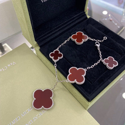 [Clara Jewels]CLOVER 5 MOTIFS SIVLER CARNELIAN BRACELET