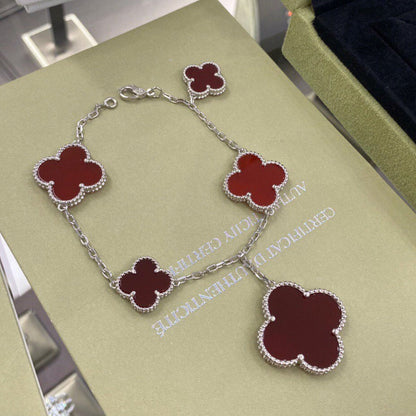 [Clara Jewels]CLOVER 5 MOTIFS SIVLER CARNELIAN BRACELET