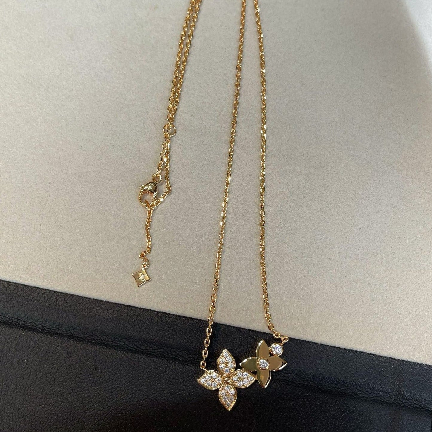[Clara Jewels]STAR BLOSSOM NECKLACE PINK GOLD DIAMONDS