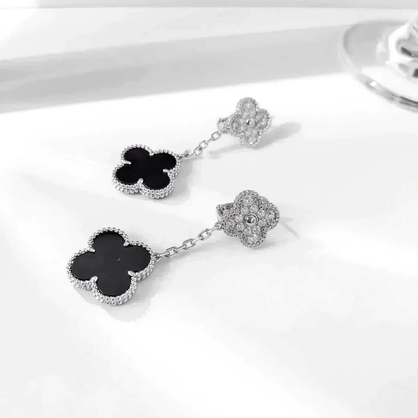 [Clara Jewels]CLOVER 2 MOTIFS  DIAMOND ONYX EARRINGS SILVER