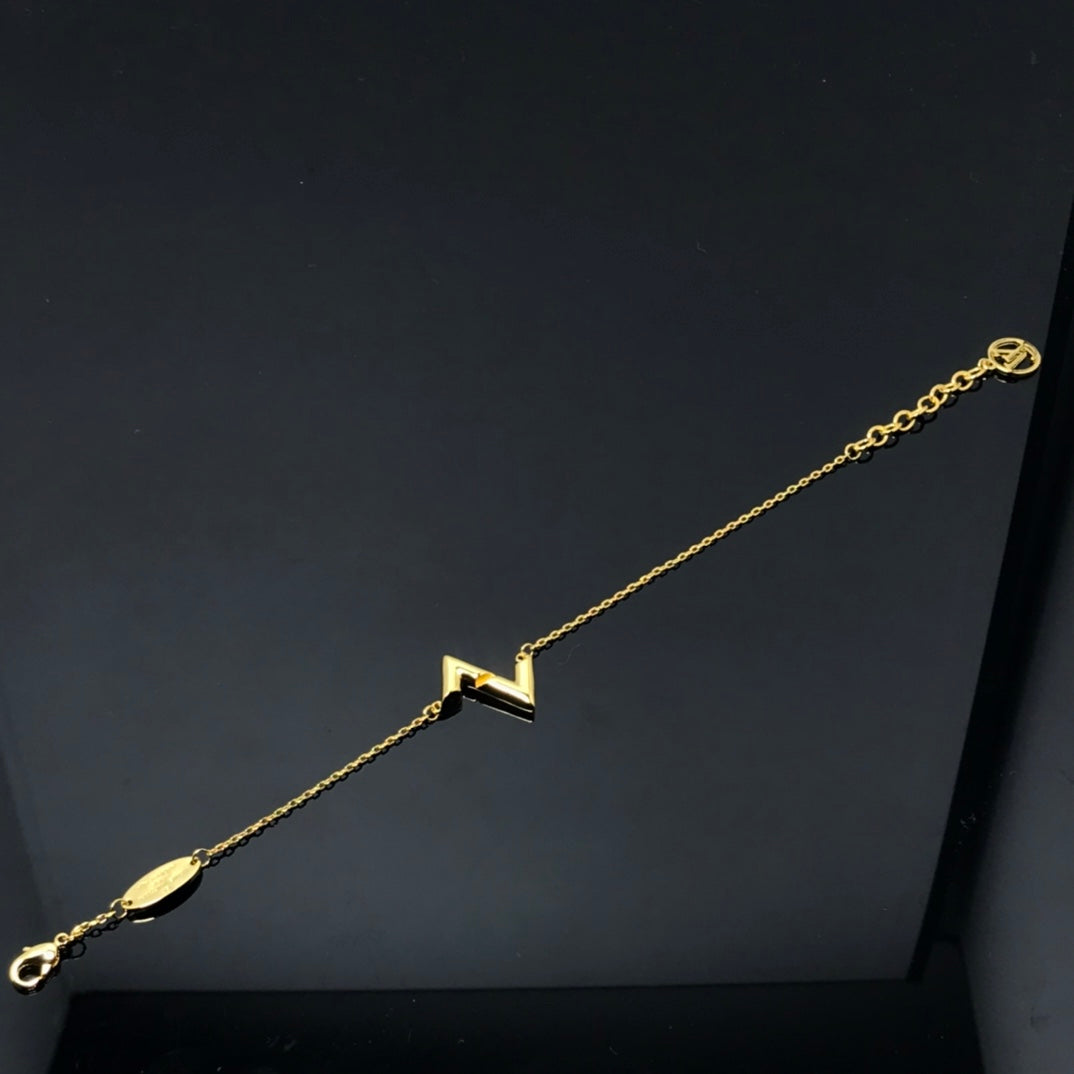 [Clara Jewels]VOLT LV LOGO BRACELET