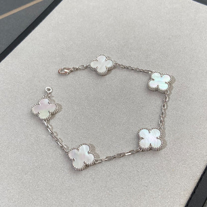 [Clara Jewels]CLOVER WHITE PEARL MOP 5 MOTIF BRACELET COLLECTION