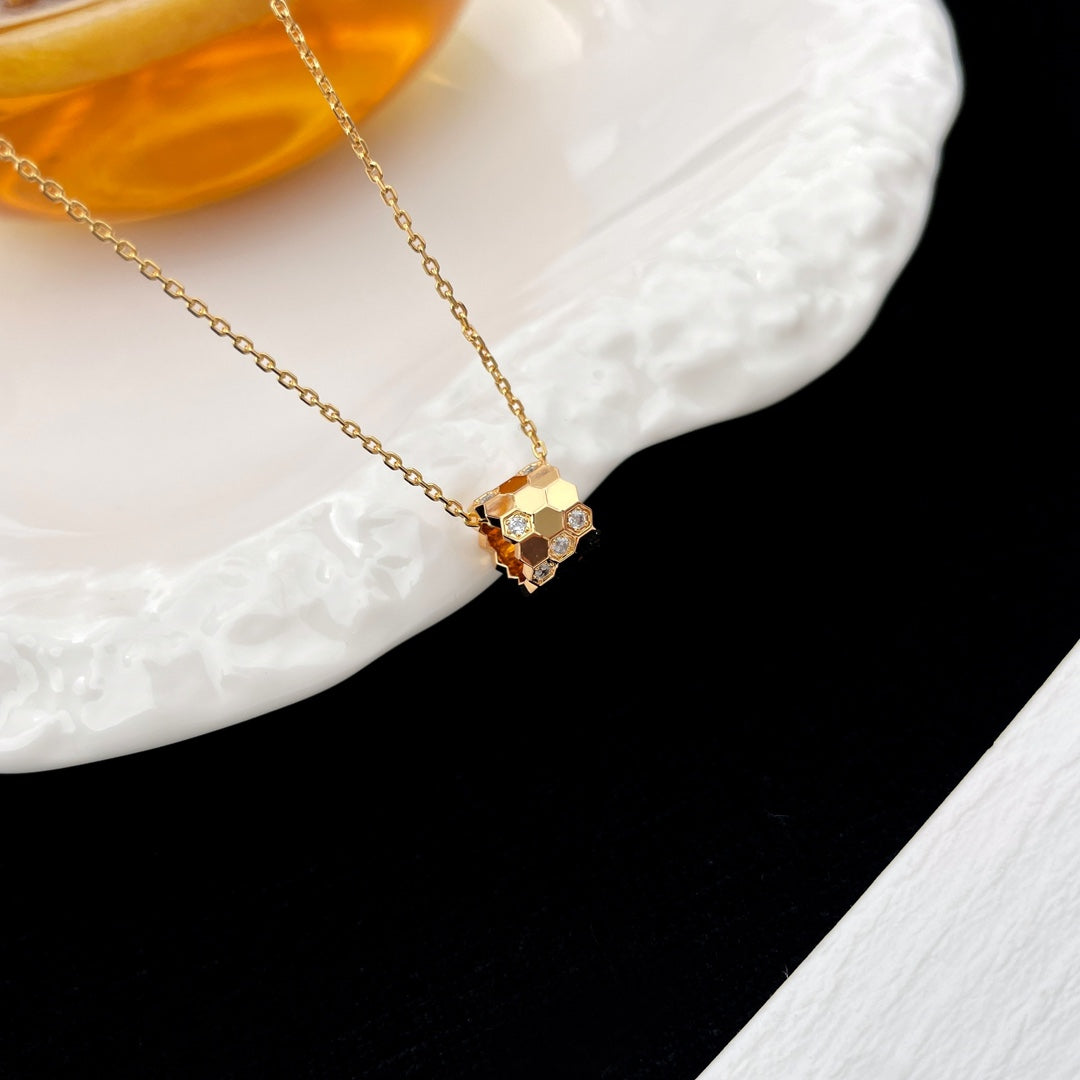 [Clara Jewels]BEE MINI PEDANT DIAMOND NECKLACE