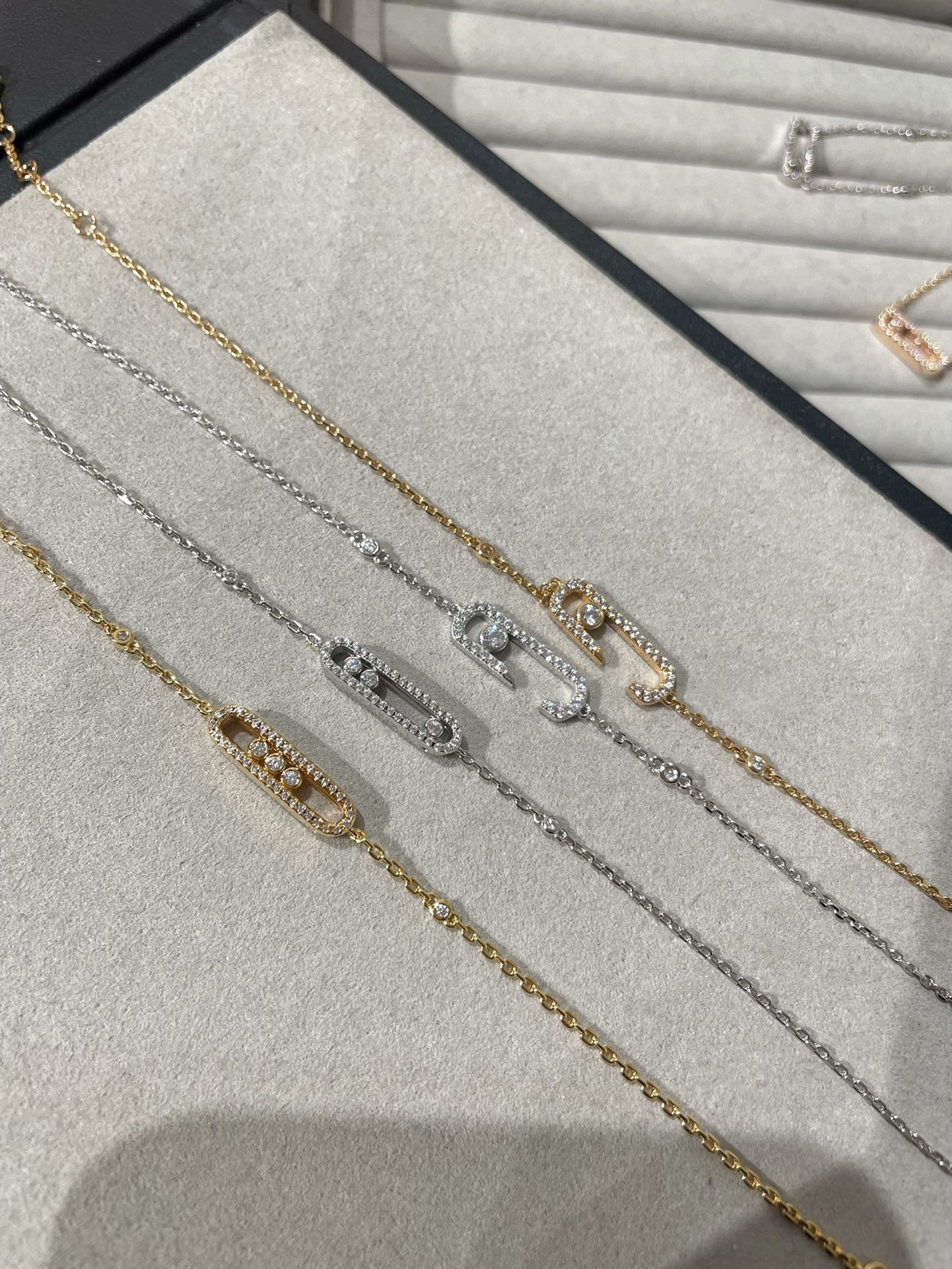 [Clara Jewely]BABY MOVE DIAMOND BRACELET
