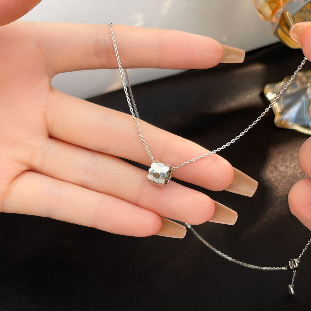 [Clara Jewels]BEE MINI NECKLACE