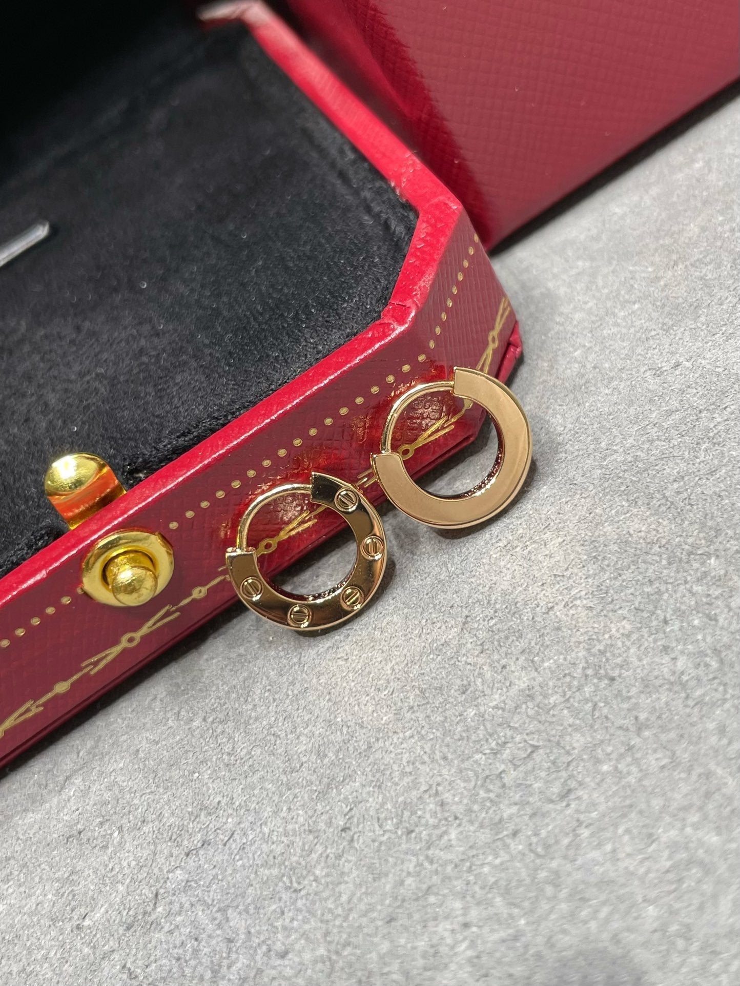 [Clara Jewels]LOVE MINI EARRINGS