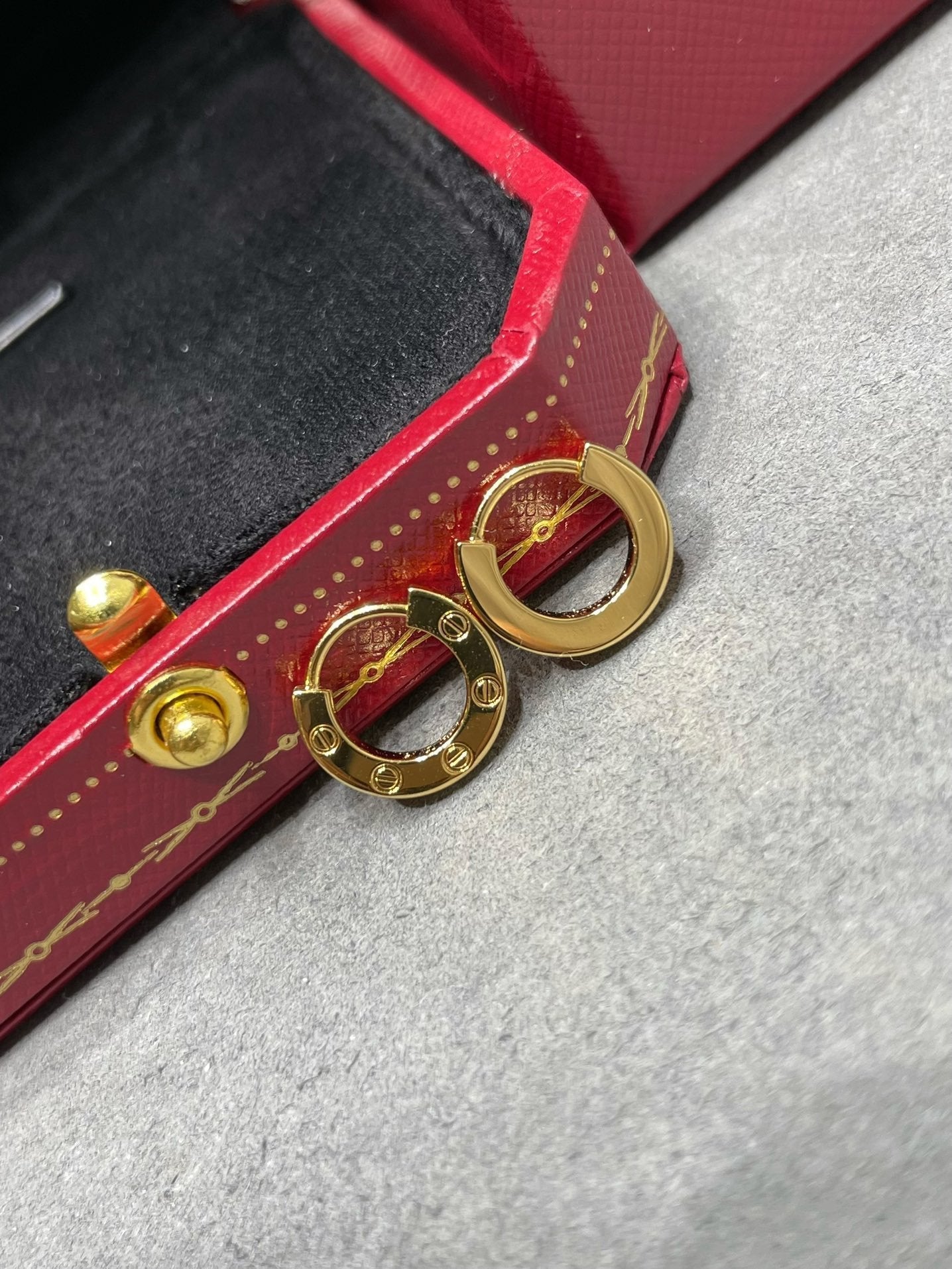 [Clara Jewels]LOVE MINI EARRINGS