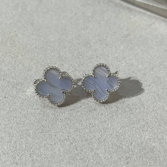 [Clara Jewels]CLOVER CHALCEDONY SILVER STUD EARRINGS