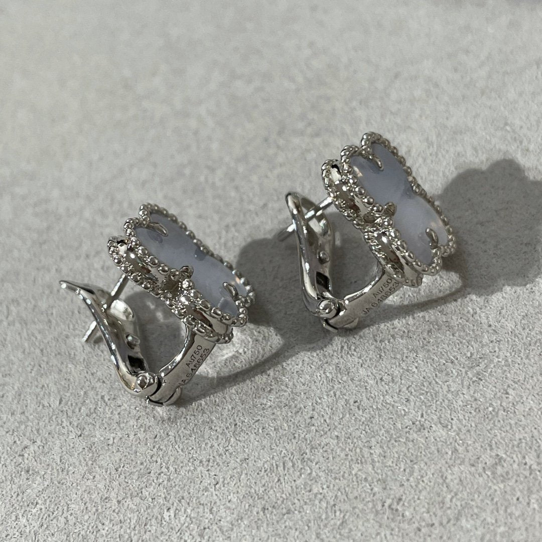 [Clara Jewels]CLOVER CHALCEDONY SILVER STUD EARRINGS